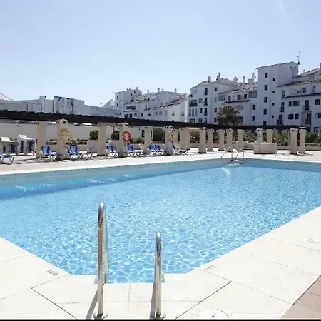 Center Puerto Banus -3 Bedrooms Apartment *