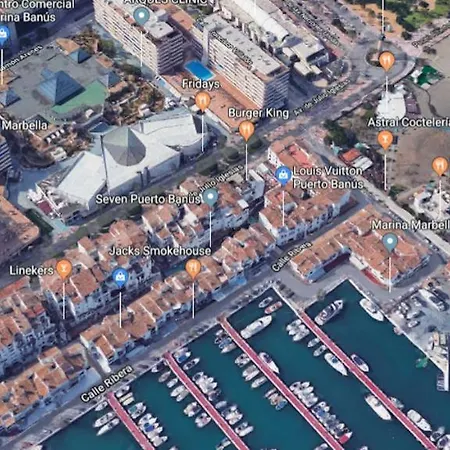Center Puerto Banus -3 Bedrooms * ماربيا