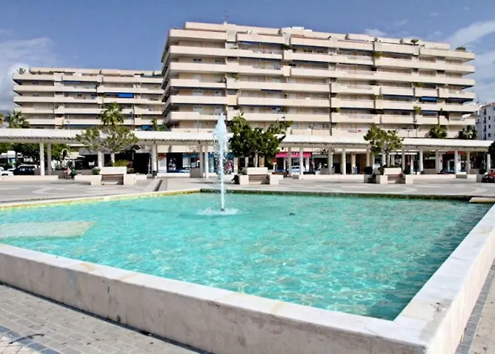 Center Puerto Banus -3 Bedrooms Lejlighed *
